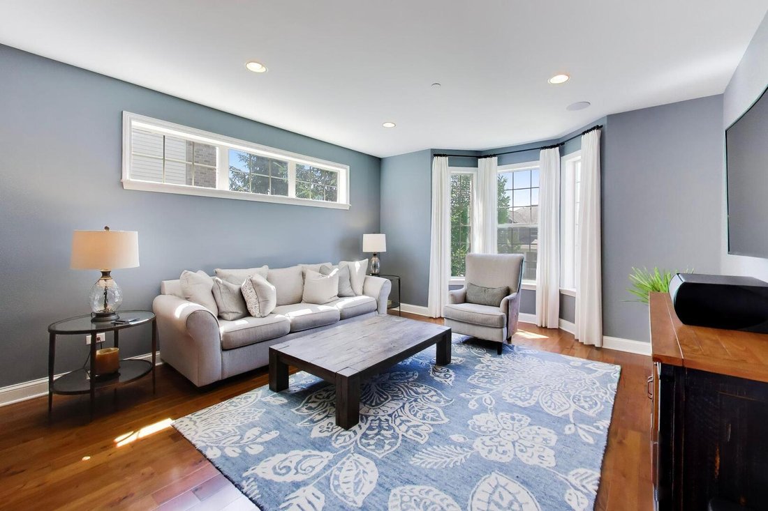 Villa in Glenview, Illinois, United States 4 - 18488690