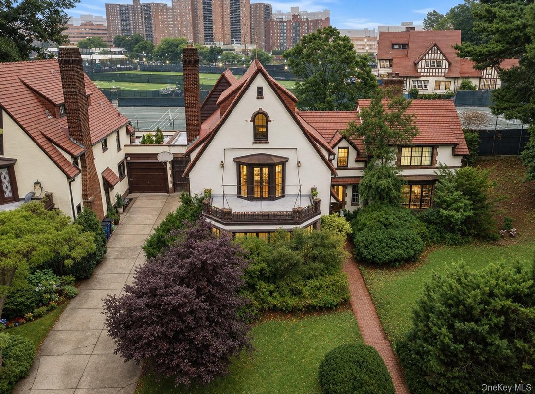 House in New York, New York, United States 2 - 18488320