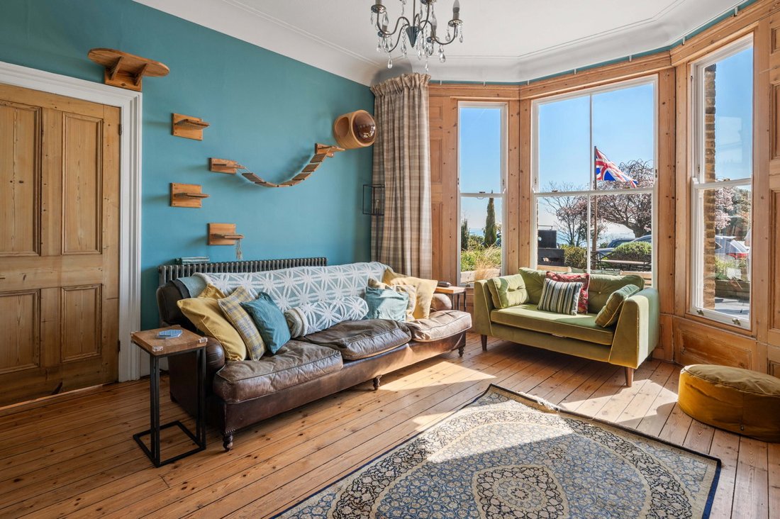 House in Southend-on-Sea, England 3 - 18488545