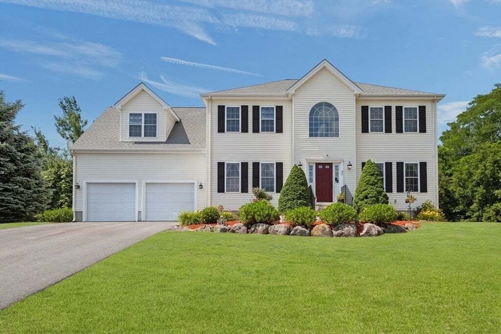 House in Attleboro, Massachusetts, United States 1 - 18488666