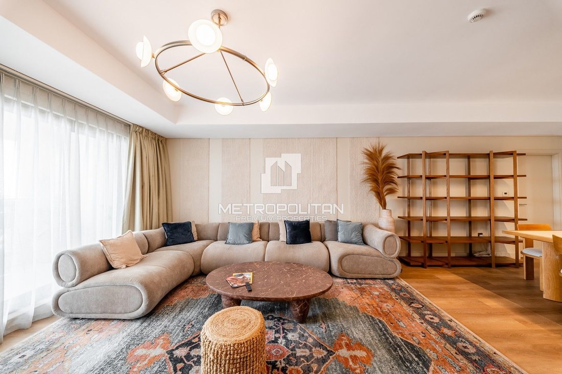 Apartment in Palm Jumeirah, Dubai, United Arab Emirates 1 - 17441756