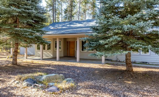 House in Columbia Falls, Montana, United States 1