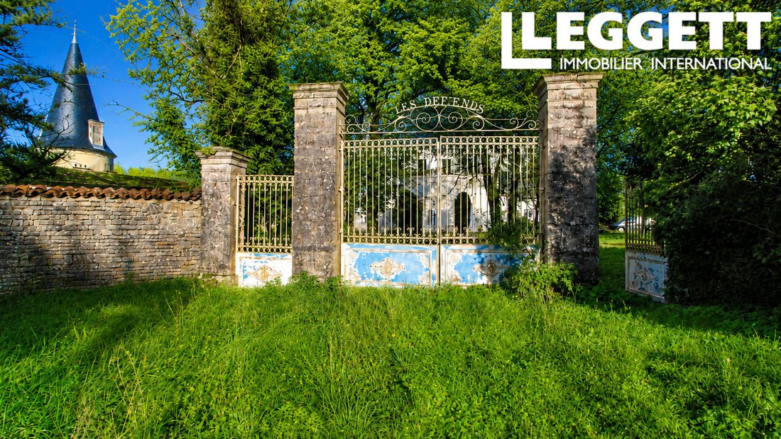 Castle in Les Gours, Nouvelle-Aquitaine, France 4 - 14984000