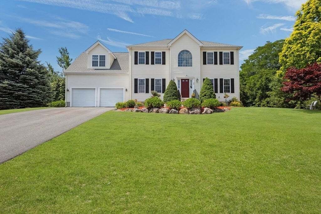 House in Attleboro, Massachusetts, United States 2 - 18488666