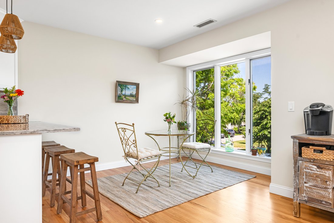 Townhouse in Bristol, Rhode Island, United States 5 - 18488509
