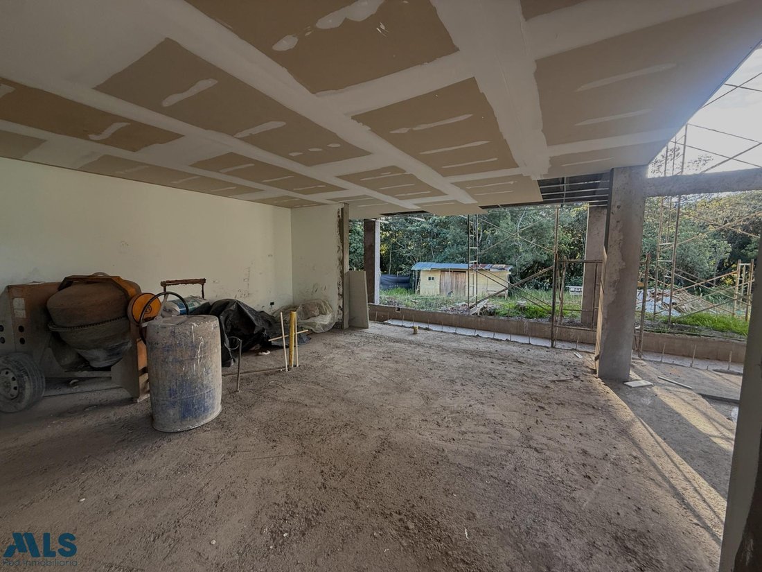 House in Envigado, Antioquia, Colombia 4 - 18488471