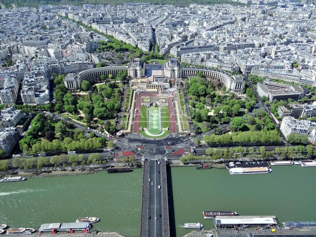 Apartment in Chaillot, Paris 16e Arrondissement, Paris 1 - 18283868
