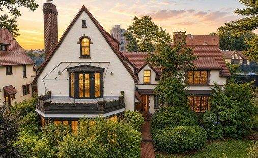 House in New York, New York, United States 1