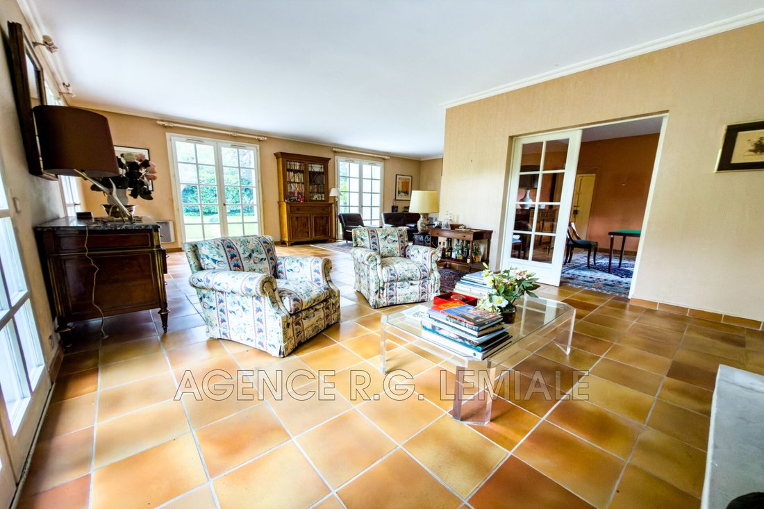 Villa in Charlemagne, Maisons-Laffitte, France 4 - 17991454