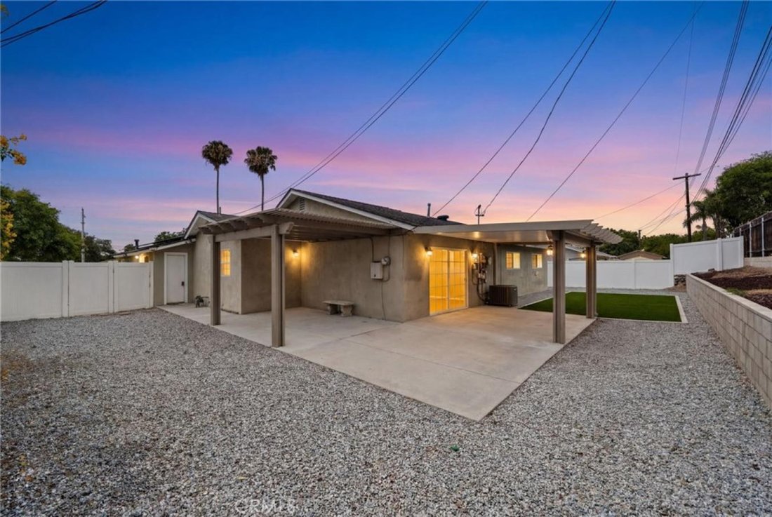 House in Upland, California, United States 2 - 18488632