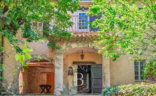 House in Grasse, Provence-Alpes-Côte d'Azur, France 1