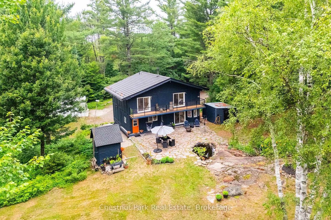 Huntsville, Ontario, Canada 3 - 18488731