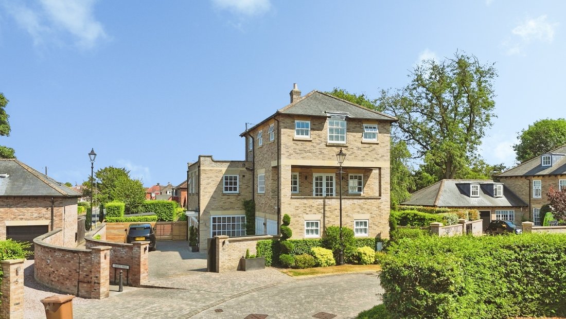 House in Anlaby (Anlaby with Anlaby Common), Anlaby, England 1 - 18488536