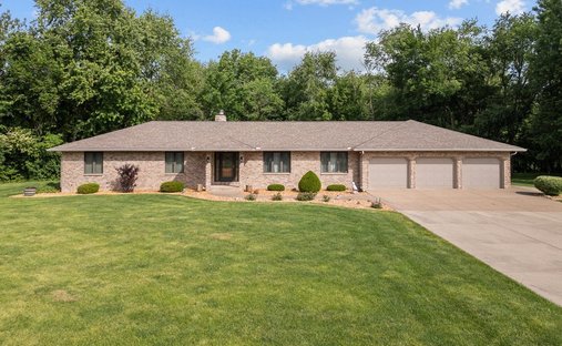 Townhouse in Port Byron, Illinois, United States 1