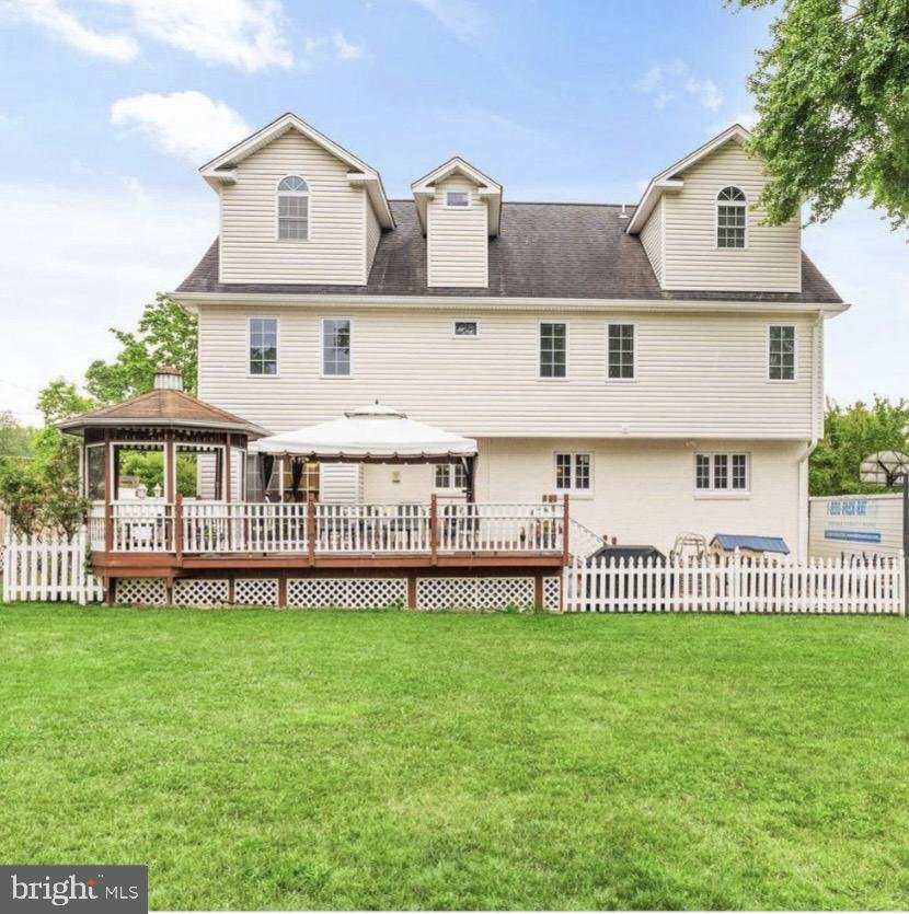 House in Idylwood, Virginia, United States 4 - 18488584