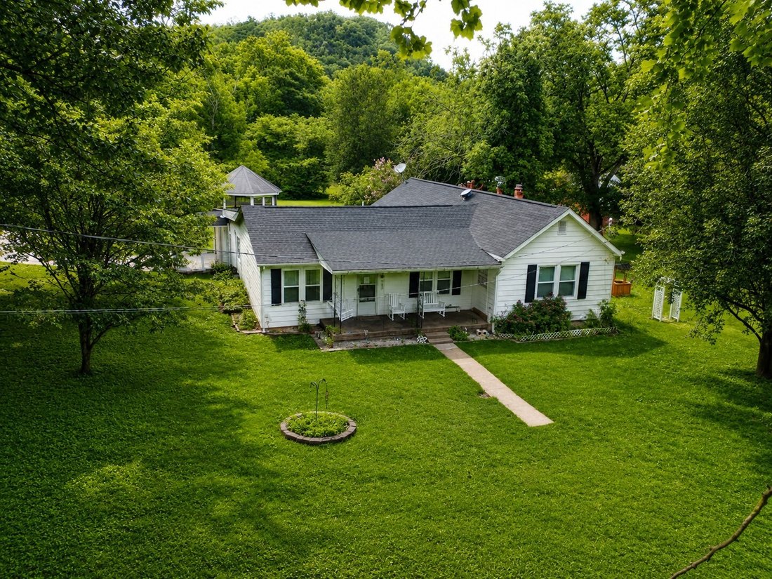 House in Pegram, Tennessee, United States 1 - 18488393