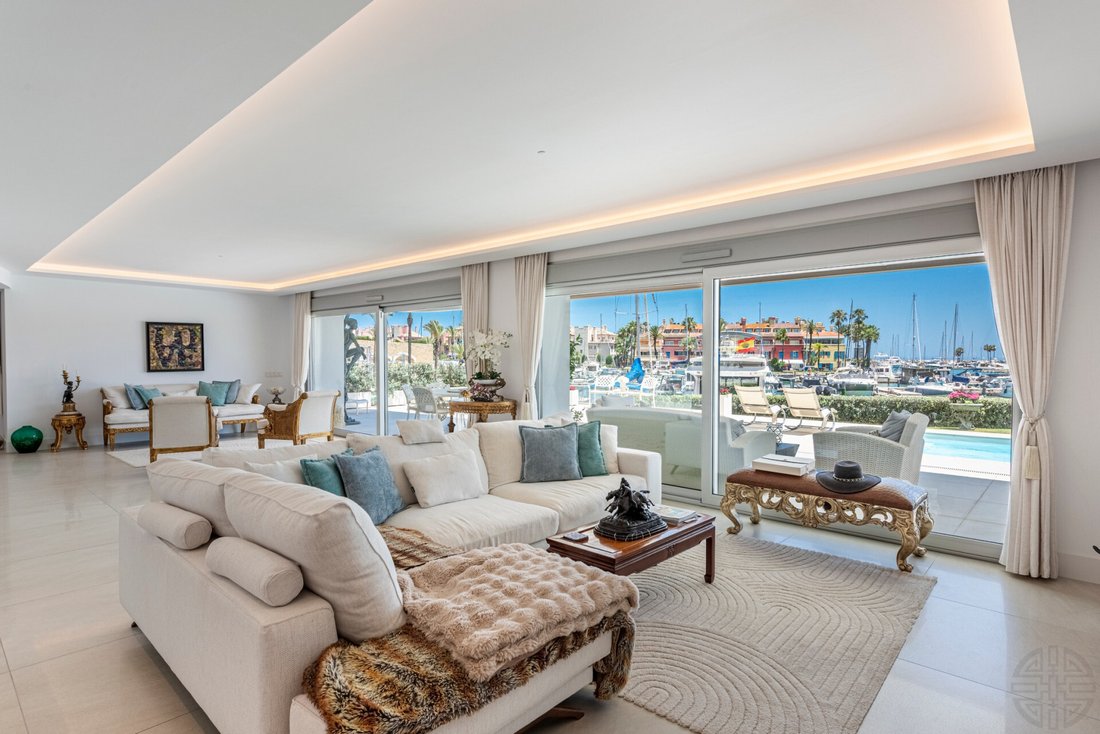 Apartment in Sotogrande, San Roque, Andalusia 3 - 18488529