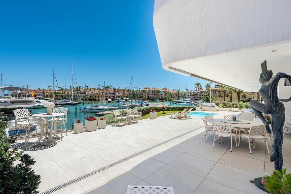 Apartment in Sotogrande, San Roque, Andalusia 4 - 18488529