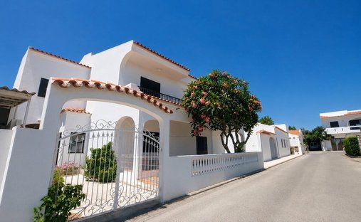 House in Ferreiras, Algarve, Portugal 1