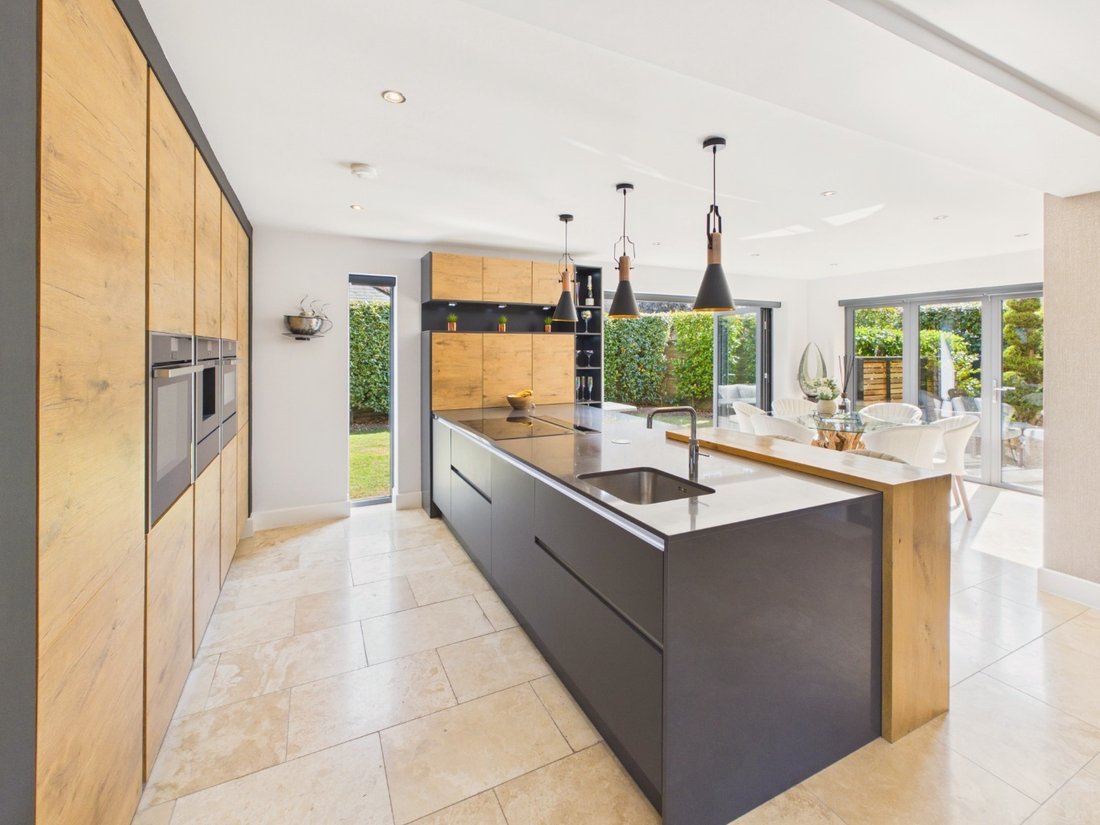 House in Anlaby (Anlaby with Anlaby Common), Anlaby, England 2 - 18488536