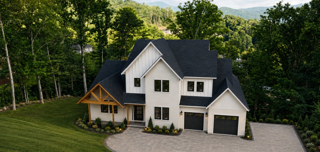 House in Weaverville, North Carolina, United States 1 - 18488612