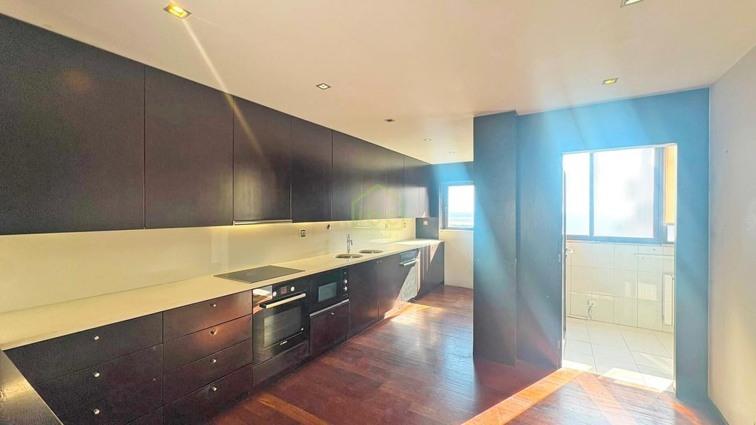 Apartment in Povoa de Varzim, Beiriz e Argivai, Porto District, Portugal 1 - 18488477