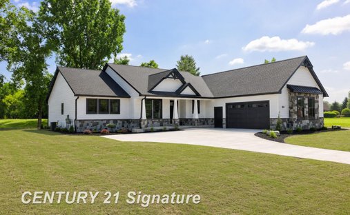 House in Saginaw, Michigan, United States 1