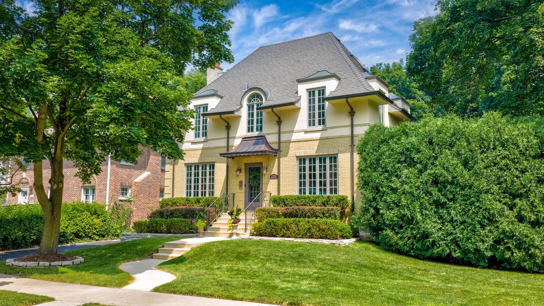 House in Wilmette, Illinois, United States 2 - 18471326