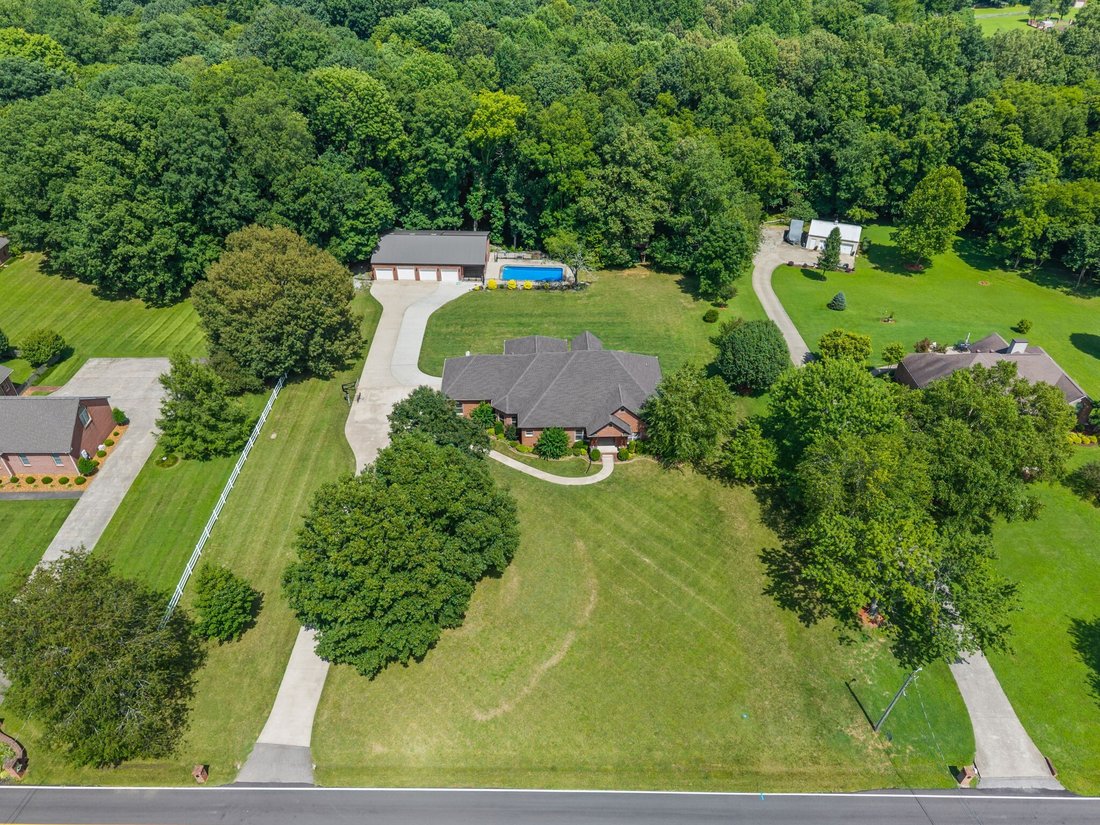 House in Clarksville, Tennessee, United States 4 - 18488405