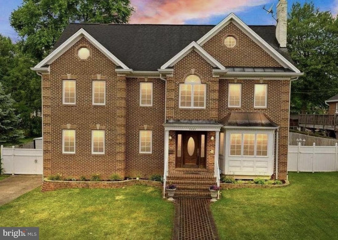 House in Idylwood, Virginia, United States 1 - 18488584
