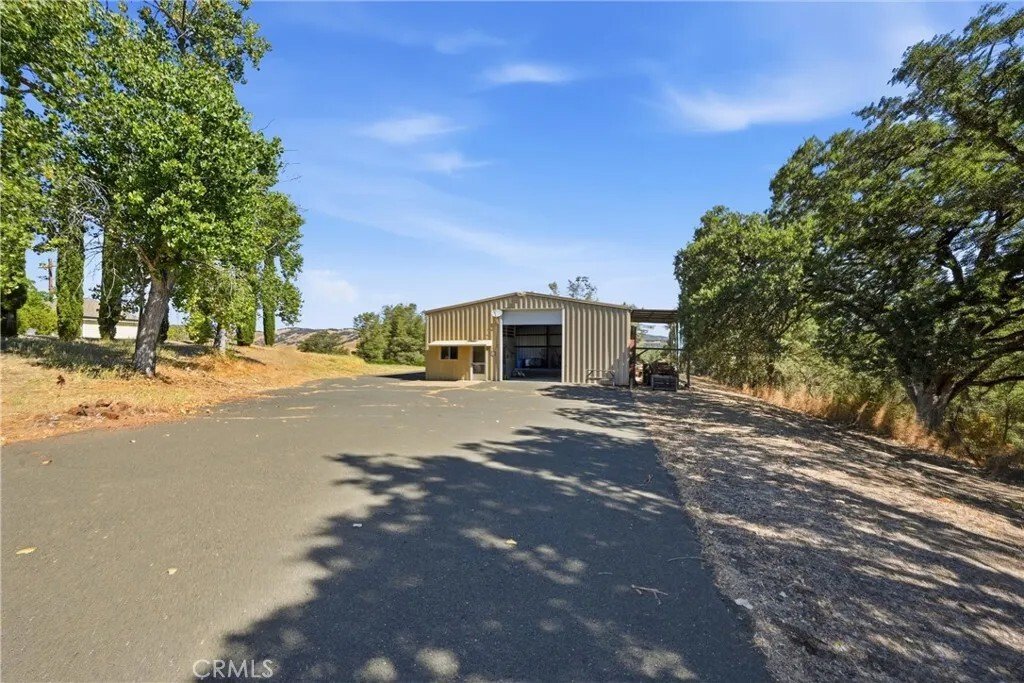 House in Clearlake, California, United States 5 - 18322004