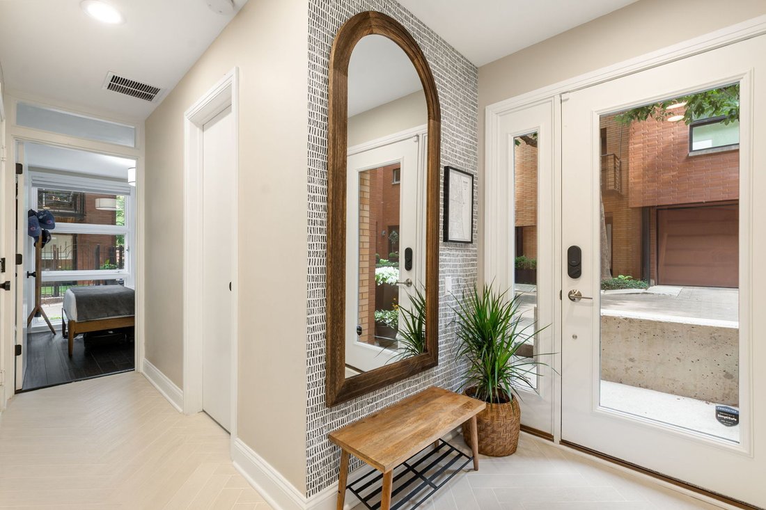 Villa in Chicago, Illinois, United States 2 - 18488758