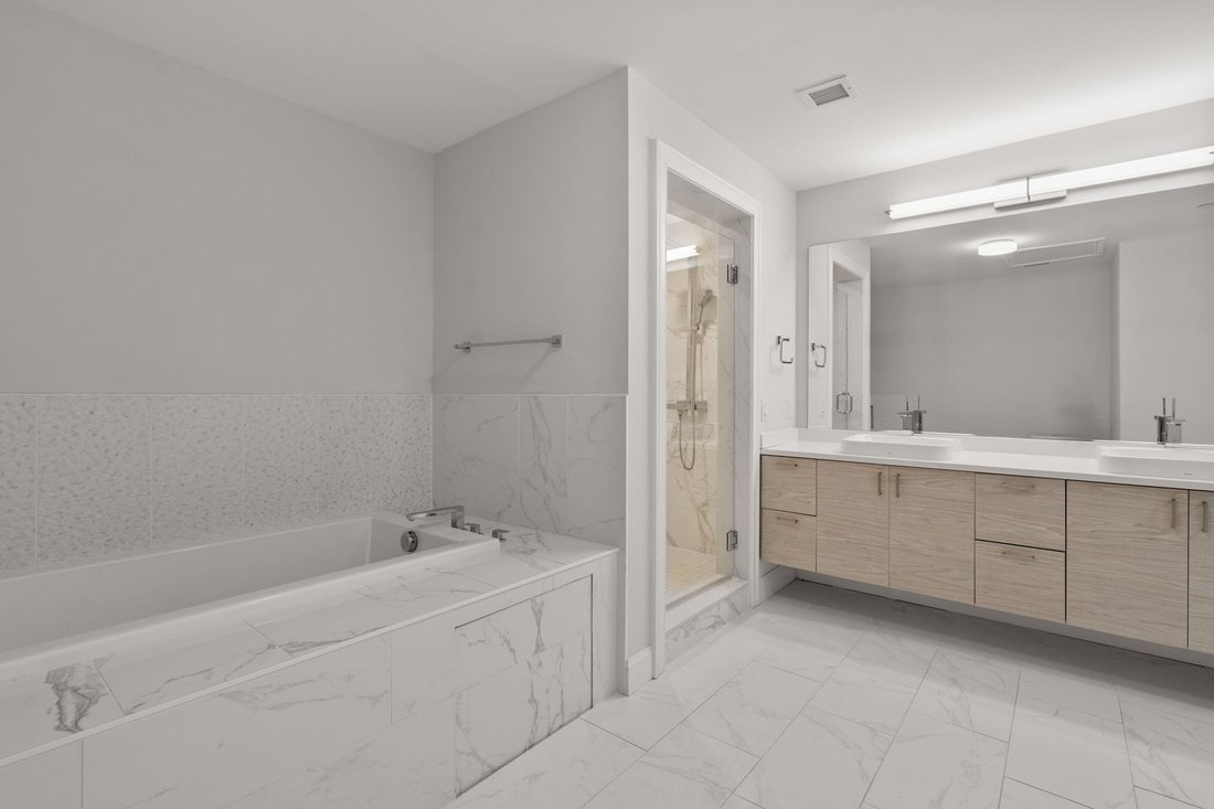 Condo in Boston, Massachusetts, United States 5 - 18488679