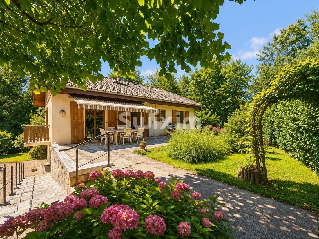 House in La Balme-de-Sillingy, Auvergne-Rhône-Alpes, France 1 - 18488726