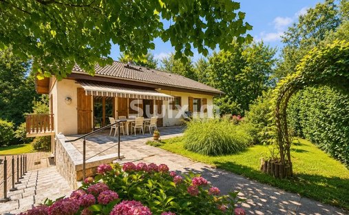 House in La Balme-de-Sillingy, Auvergne-Rhône-Alpes, France 1