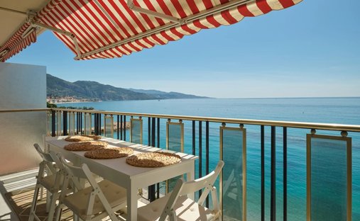 Apartment in Village-Cros de Caste-Coupiere-Mont Gros, Roquebrune-Cap-Martin, France 1