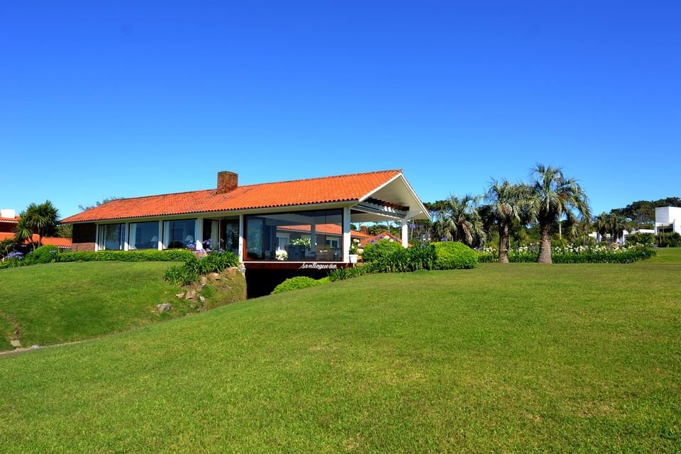 House in Punta del Este, Maldonado Department, Uruguay 2 - 18488985