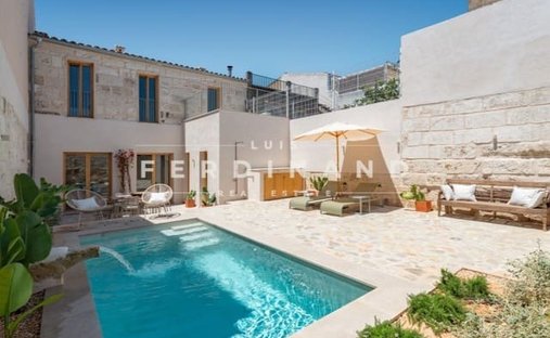 Townhouse in Maria de la Salut, Balearic Islands, Spain 1