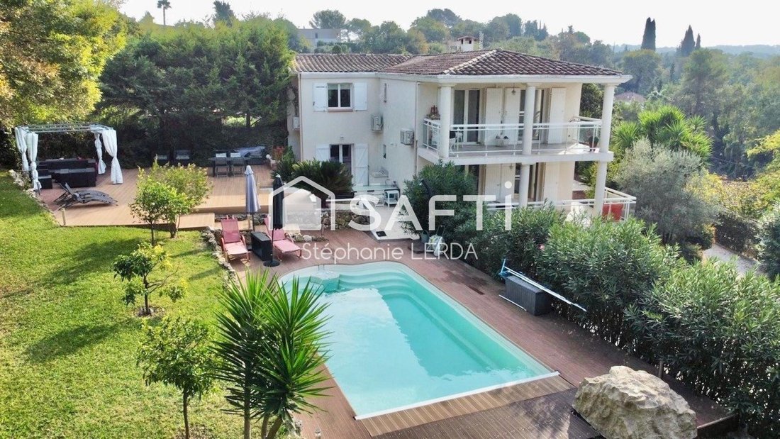 House in Mougins, Provence-Alpes-Côte d'Azur, France 1 - 18489353