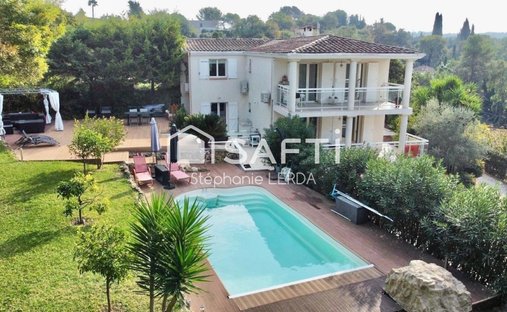 House in Mougins, Provence-Alpes-Côte d'Azur, France 1