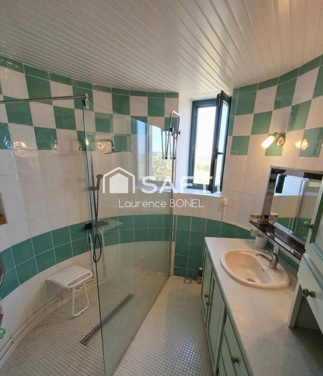 House in Saint-Symphorien, Nouvelle-Aquitaine, France 2 - 18489325