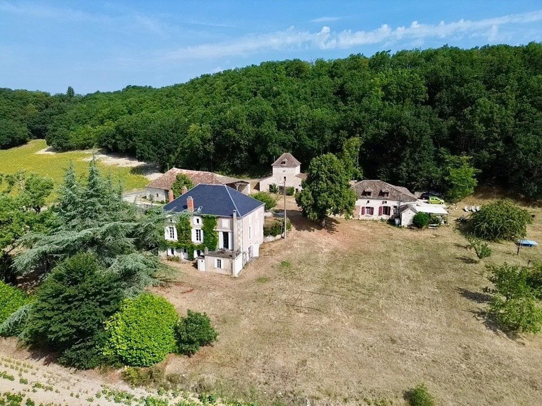 House in Hautefage-la-Tour, Nouvelle-Aquitaine, France 1 - 18489328