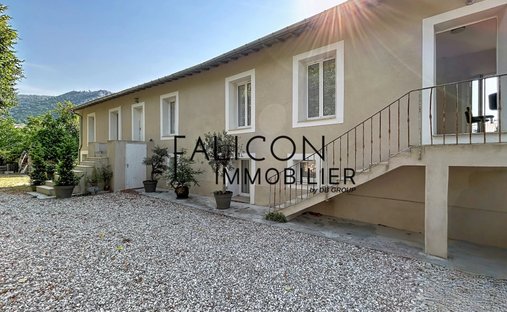 House in Tourrette-Levens, Provence-Alpes-Côte d'Azur, France 1