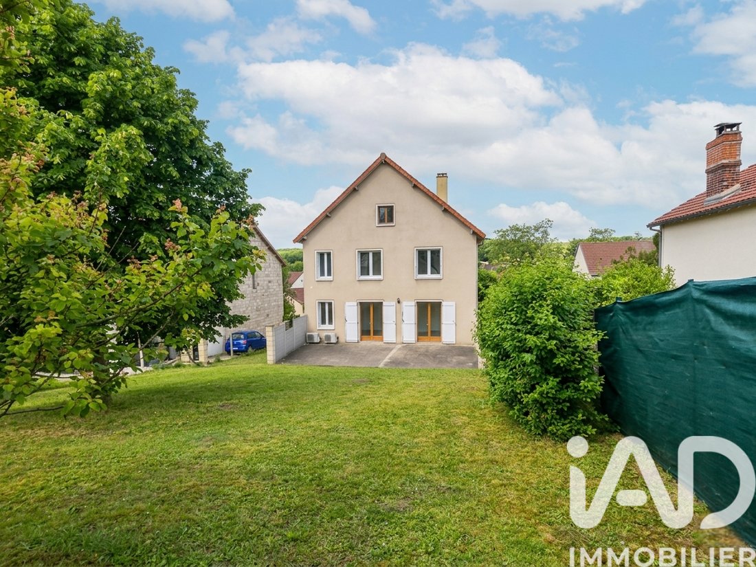 House in Maubuisson-Bourseaux-Saint Prix, Saint-Ouen-l'Aumone, France 1 - 17890119