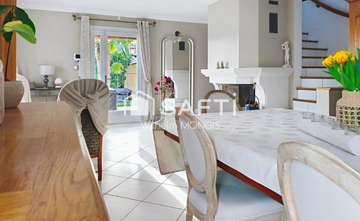 House in Ouest, Fosses, France 1