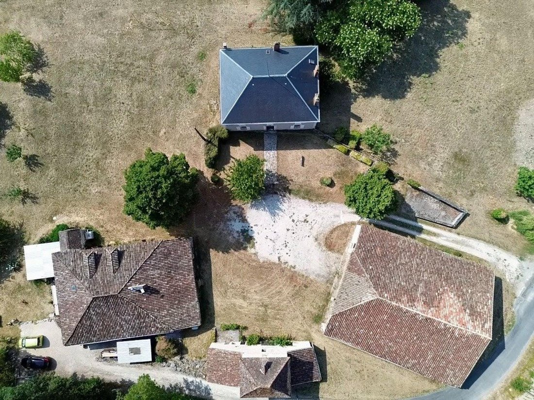 House in Hautefage-la-Tour, Nouvelle-Aquitaine, France 2 - 18489328