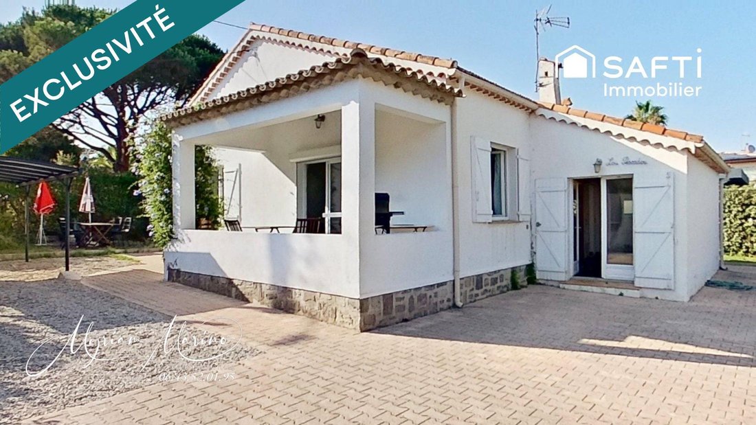 House in Frejus, Provence-Alpes-Côte d'Azur, France 1 - 18489341