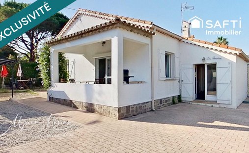 House in Frejus, Provence-Alpes-Côte d'Azur, France 1