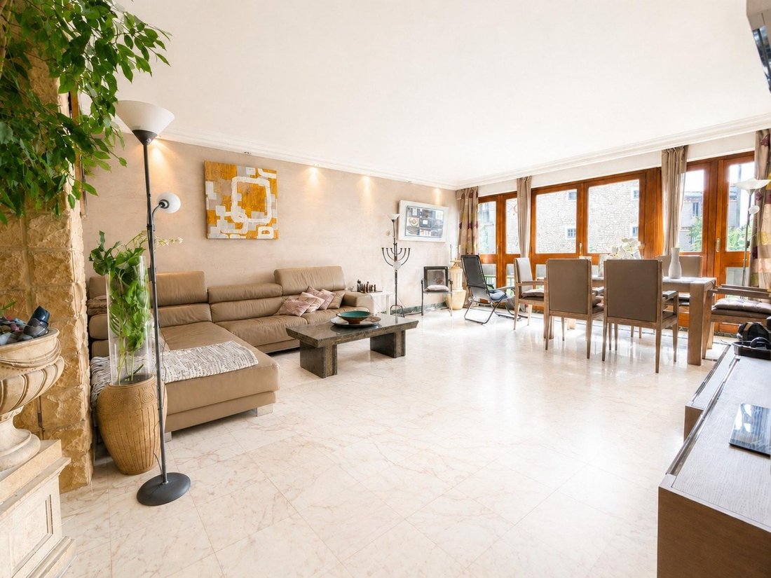 Apartment in Gambetta, Paris 20e Arrondissement, Paris 1 - 18489329