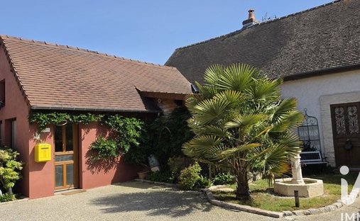House in Thivars, Centre-Val de Loire, France 1